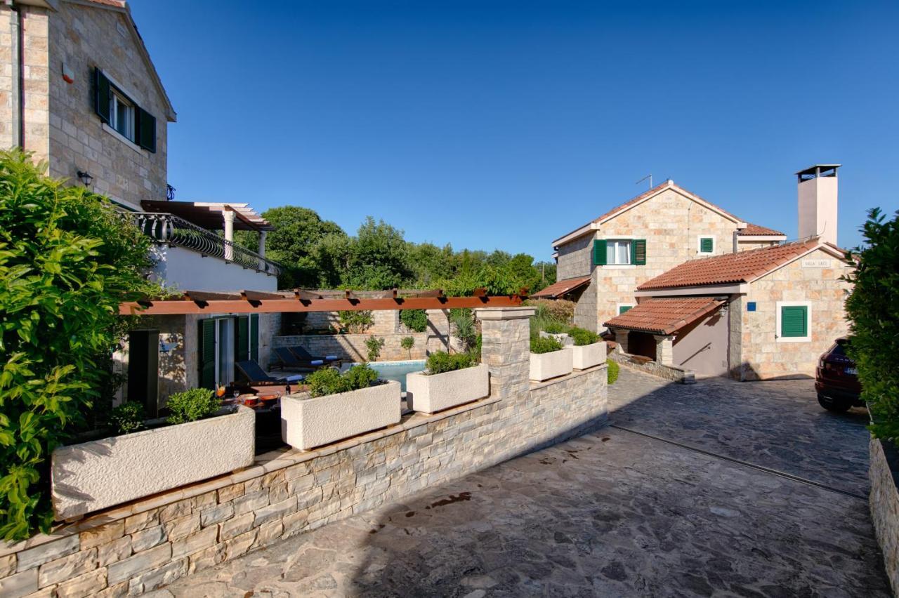 Villa Luci Pučišća Kültér fotó